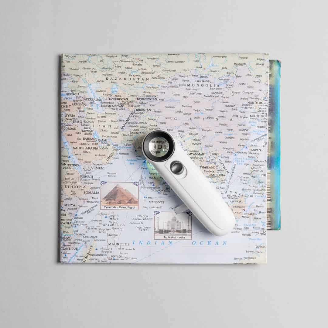 40x LED Magnifier - Image 7